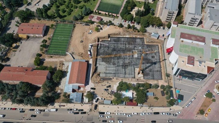 Kamu İnşaatları Durdu