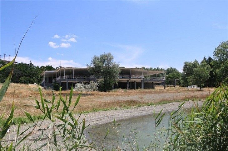 Proje Neden Bekliyor?