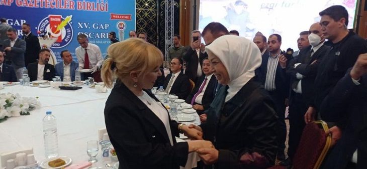 Prof. Dr. Yasemin Açık, Yılın En Başarılı İş Kadını Seçildi