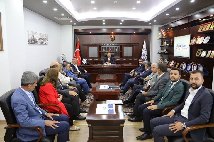 Başkan Özhaseki'den Elazığ Belediyesi'ne ziyaret