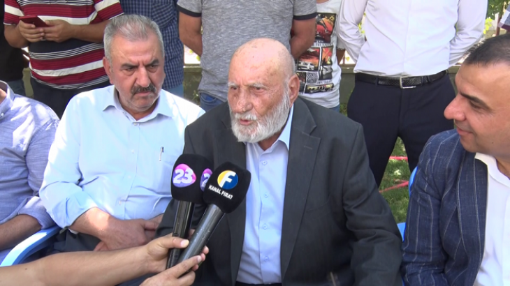 Başkan Kaya, Personeli ve Belde Halkıyla Bayramlaştı