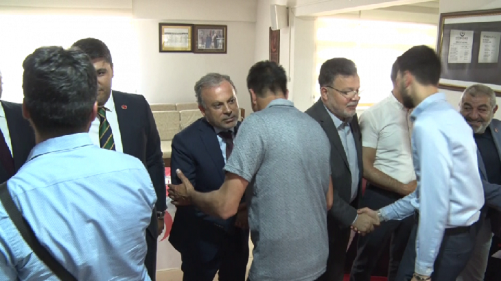 Partilerin Bayram Mesaisi